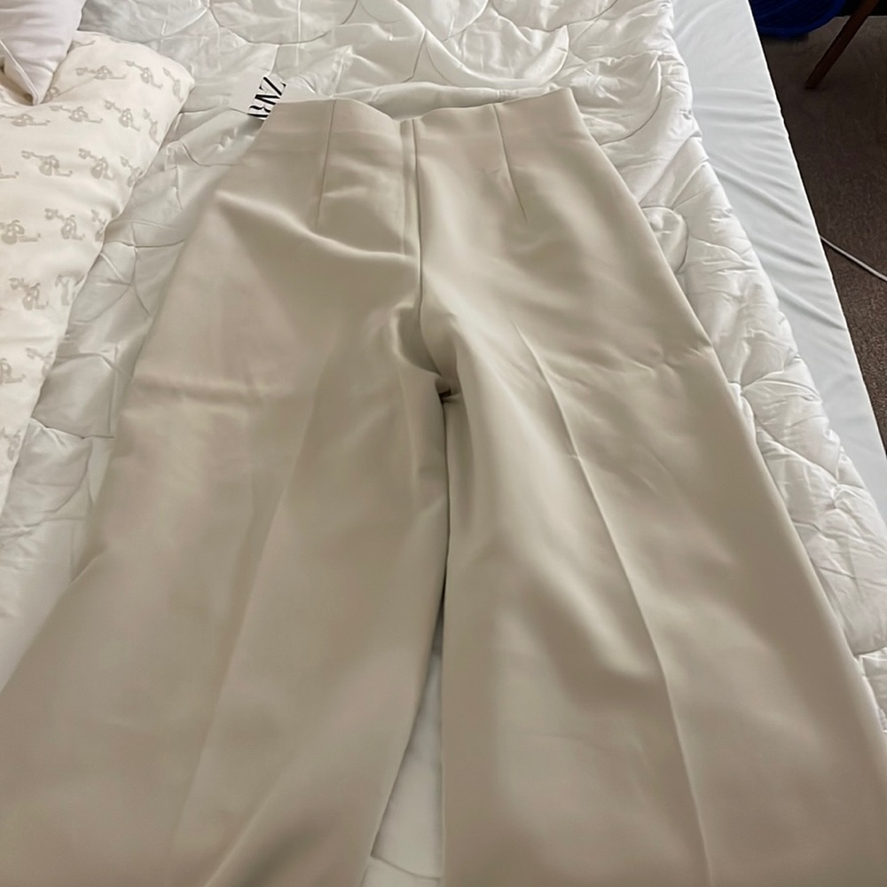 Zara Beige Culotte Pants